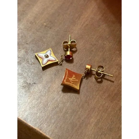 Louis Vuitton 18k Gold & Enamel Flower Drop Earrings Stamped Made In France - Picture 2 of 7